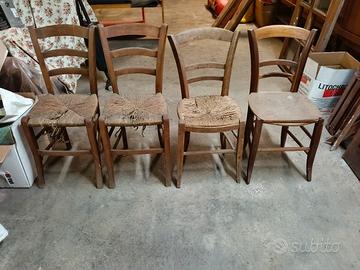 sedie in legno con seduta in paglia
