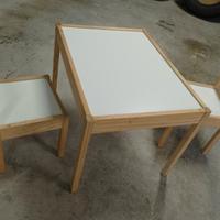 Tavolo con sedie per bimbi 