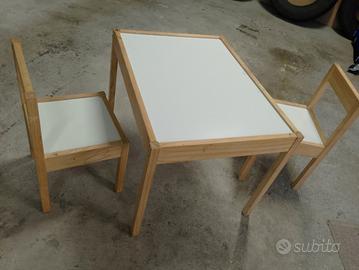 Tavolo con sedie per bimbi 