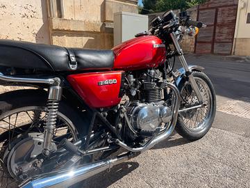 Kawasaki z400