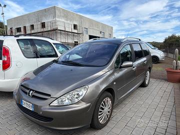 Peugeot 307 1.6 HDi 90 CV Station 7 posti