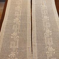 Coppia tendine bianche fatte a mano