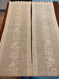 Coppia tendine bianche fatte a mano