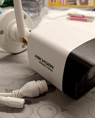 Videocamera IP HiKvision