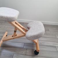 Sgabello svedese con ruote.