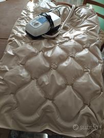 kit sovramaterasso a bolle d'aria con compressore