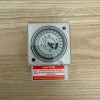 Timer Meccanico 24h con Copertura Protettiva