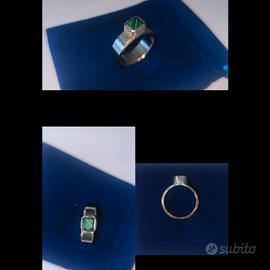 Anello moderno con malachite 