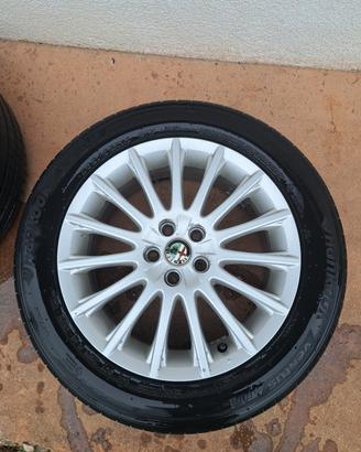 Set cerchi con gomme 205/55/16 Alfa Romeo 147