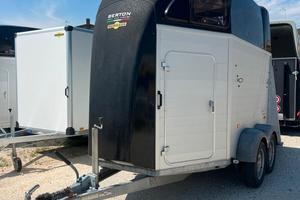 Trasporto cavalli HUMBUAR due posti, modello XANTH