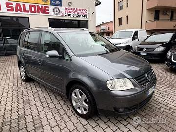 Volkswagen Touran 2.0 TDI 140cv Highline