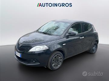 LANCIA Ypsilon 1.0 firefly hybrid Silver s&s 70cv