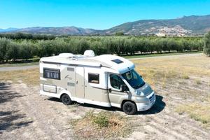 Camper semintegrale Burstner Ixeo 664