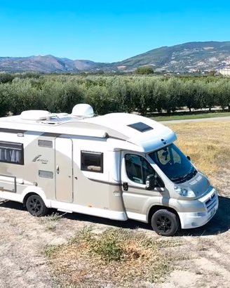 Camper semintegrale Burstner Ixeo 664