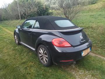wolkwagen maggiolino cabrio