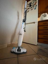 Scopa elettrica lava pavimenti