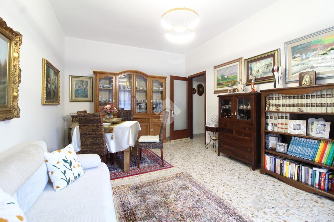 3 LOCALI A BRINDISI - Vista 6