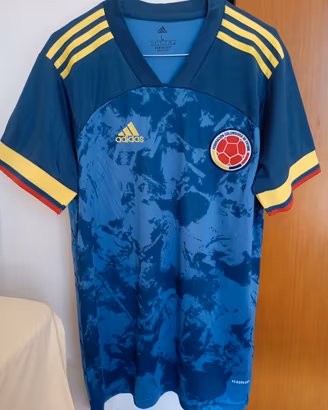 T-shirt della federazione colombiana di calcio.