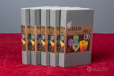 Videocassette vhs fuji super xg pro 120