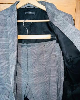 Completo tailleur donna. Nuovo. Tg.42 ESPRIT