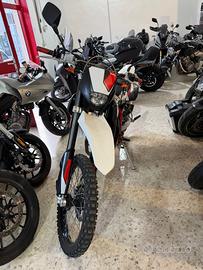 Swm RS 125 R