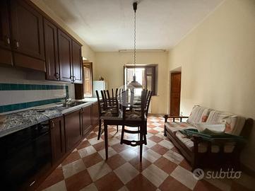 4 LOCALI A SANTA MARIA DEL CEDRO