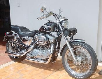 HARLEY DAVIDSON SPORTSTER 883
