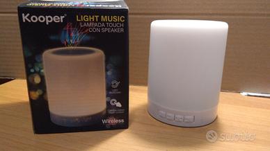 Lampada a batteria con speaker 
