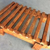 PEDANE IN LEGNO ANNI TRENTA. COMPLEMENTI DI ARREDO