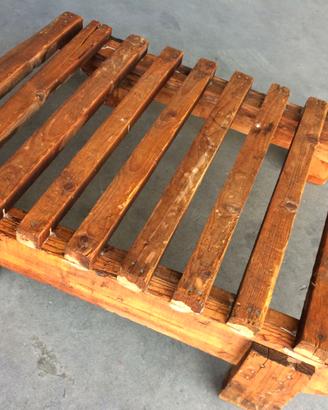 PEDANE IN LEGNO ANNI TRENTA. COMPLEMENTI DI ARREDO