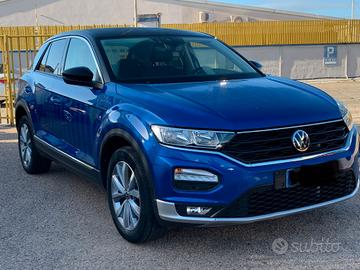 Volkswagen T-Roc 2021 79MILA KM DA VETRINA