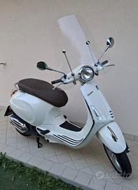 Vespa Primavera 125