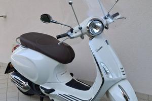 Vespa Primavera 125