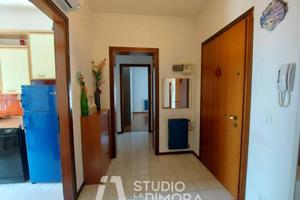Appartamento di 78 m² con 4 locali e box auto a Mi