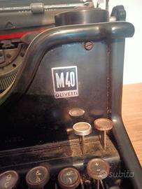  Macchina per scrivere d'epoca OLIVETTI.