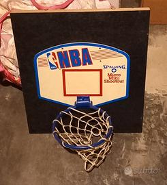 Mini canestro da parete con palla