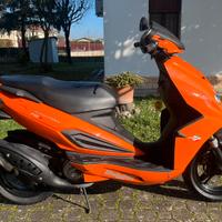 Malaguti F12 R completamente restaurato