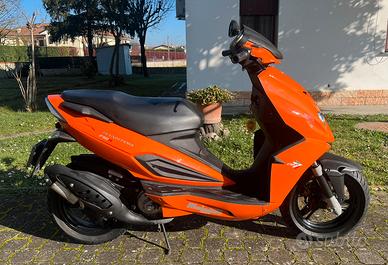 Malaguti F12 R completamente restaurato