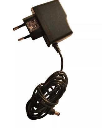 Adattatore alimentatore AC/DC 8V 625mA  mod EFS005