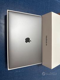 MacBook Air 13” con chip Apple M1