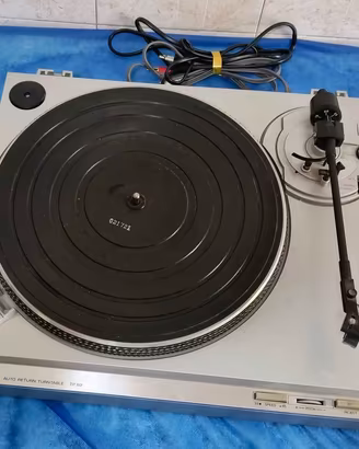stereo sanyo giradischi/audio/radio/equalizzatore