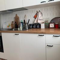 Cucina completa di elettrodomestici