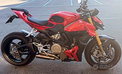 Ducati Streetfighter V4 S