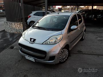 Peugeot 107 1.0 68CV 5p. Desir