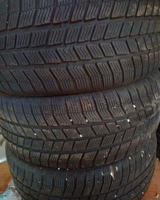 4 pneumatici 4 stagioni 235/55/R17 