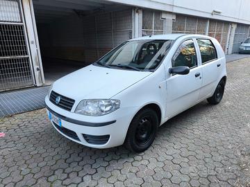 Fiat Punto 2006 E4 benzina 8 valvole km 130000