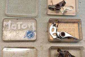 puntine platinate moto d'epoca in blocco