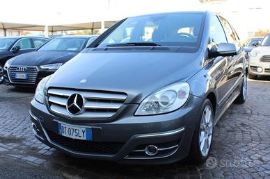 MERCEDES-BENZ B 200 CDI Sport