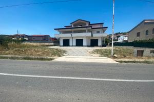 Magazzino Commerciale Mongrassano Scalo