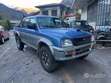 Ricambi Mitsubishi L200 anno 2000 4 porte
